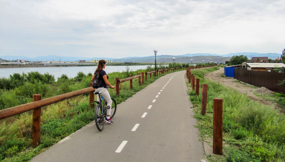 Langs het fietspad, Kyzyl