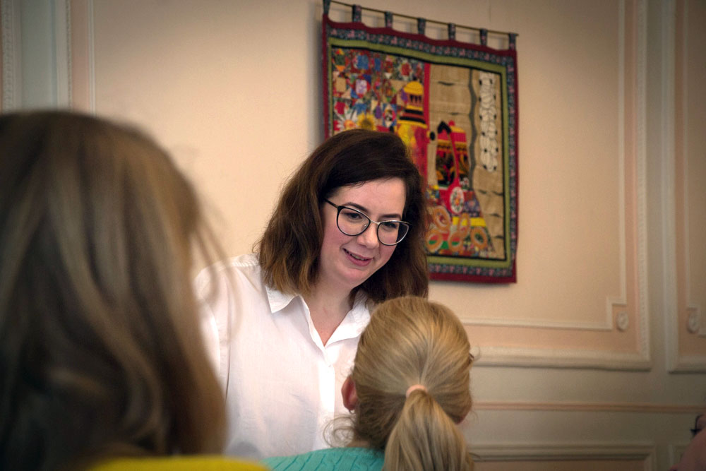 Daria Tikhonova, organisator van het Totaal dictee in België